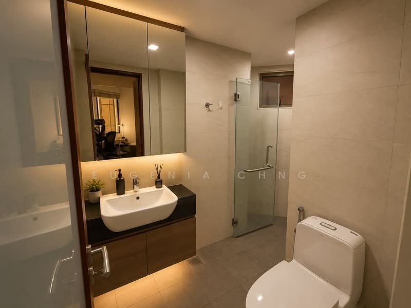 Villa Marina, 21 Jalan Sempadan, 3 Bedrooms, 1,249 sqft, Condominium For Sale, by Eugenia Chng, 500196340 - Bathroom - PropertyGuru.com.sg