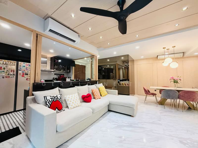 The Visionaire, 174 Canberra Drive, 4 Bedrooms, 1,453 sqft, Executive Condominium For Sale, by Geraldine Teh, 500196343 - Living Room - PropertyGuru.com.sg