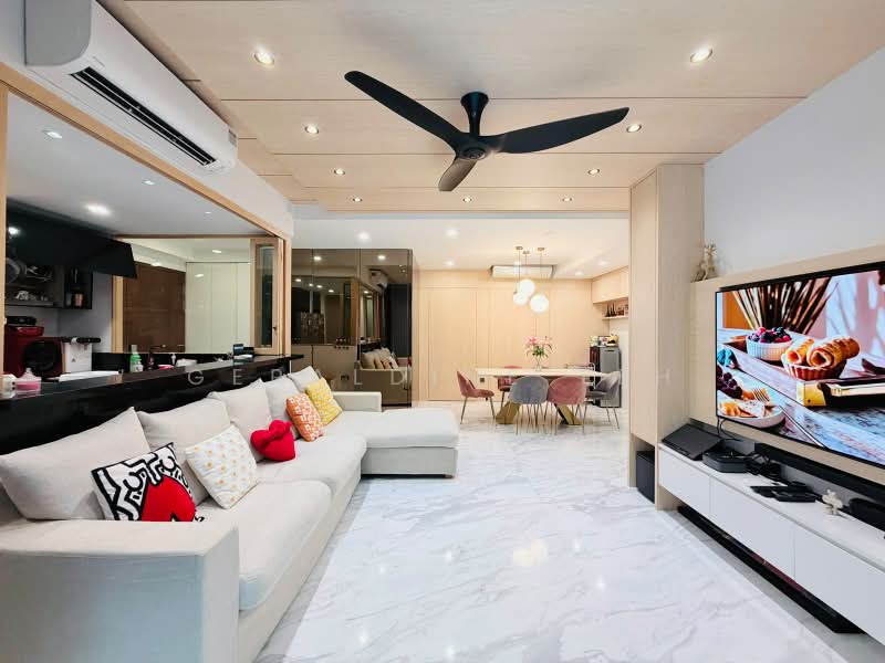The Visionaire, 174 Canberra Drive, 4 Bedrooms, 1,453 sqft, Executive Condominium For Sale, by Geraldine Teh, 500196343 - Living Room - PropertyGuru.com.sg