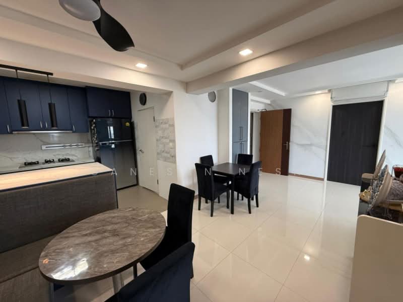 228A Ang Mo Kio Street 23, 228A Ang Mo Kio Street 23, 4 Bedrooms, 1,292 sqft, HDB Flat For Sale, by Ganesan Nesh, 500196344 - Kitchen - PropertyGuru.com.sg