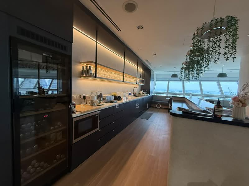 The Concourse, 300 Beach Road, 1,862 sqft, Office For Rent, by Andre Sion, 500196352 - Kitchen - CommercialGuru.com.sg