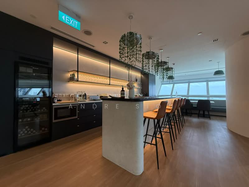 The Concourse, 300 Beach Road, 1,862 sqft, Office For Rent, by Andre Sion, 500196352 - Kitchen - CommercialGuru.com.sg