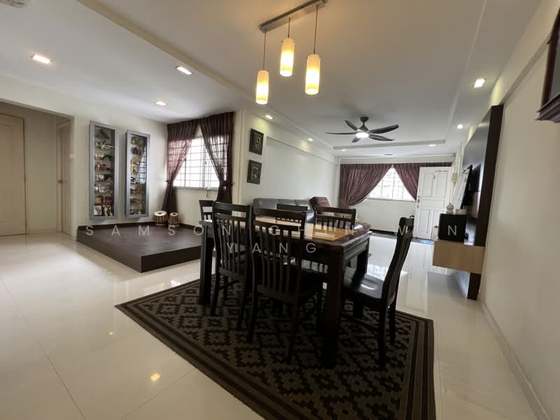 208 Bukit Batok Street 21, 208 Bukit Batok Street 21, 3 Bedrooms, 1,119 sqft, HDB Flat For Sale, by Samson Chin Wen Yang, 500196359 - Living Room - PropertyGuru.com.sg