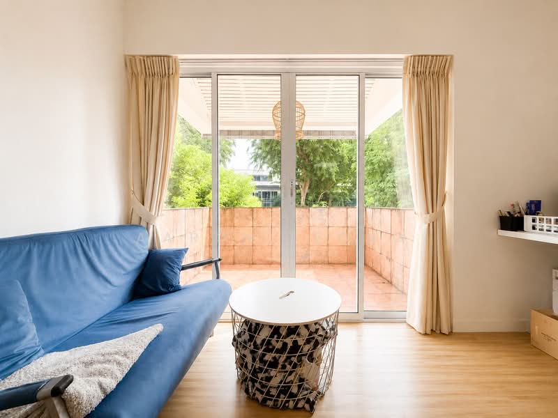 120 Hougang Avenue 1, 120 Hougang Avenue 1, 3 Bedrooms, 1,432 sqft, HDB Flat For Sale, by Aaron Leong, 500196360 - Living Room - PropertyGuru.com.sg