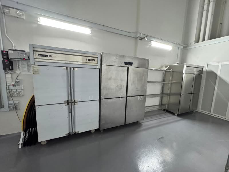 CT Foodchain, 200 Pandan Loop, 3,488 sqft, Factory / Workshop (B2) For Sale, by Jon Lim, 500196362 - Interior - CommercialGuru.com.sg