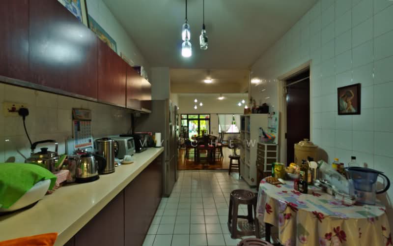Bedok Ria, Bedok Ria Crescent, 4 Bedrooms, 2,000 sqft, Terraced House For Sale, by Ivy Chew, 500196380 - Kitchen - PropertyGuru.com.sg