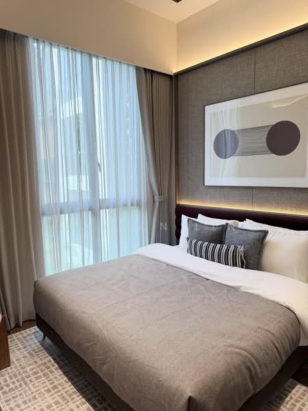 Parksuites, 18 Holland Grove Road, 1 Bedroom, 624 sqft, Condominium For Sale, by Jayson Lin, 500196387 - Bedroom - PropertyGuru.com.sg
