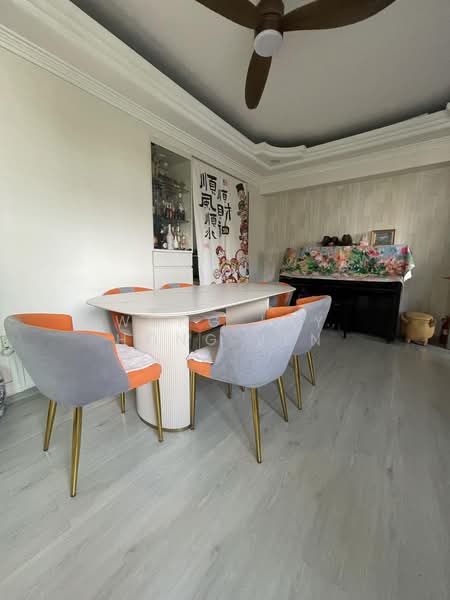 574 Hougang Street 51, 574 Hougang Street 51, 4 Bedrooms, 1,259 sqft, HDB Flat For Sale, by Wong Lay Hong Jen, 500196388 - Dining Room - PropertyGuru.com.sg