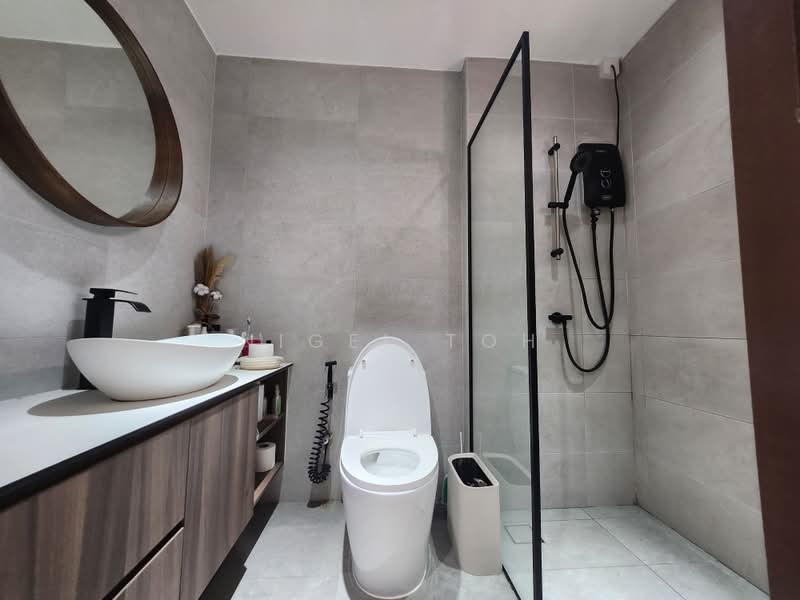 40 Jalan Bahagia, 40 Jalan Bahagia, 2 Bedrooms, 980 sqft, HDB Flat For Sale, by Nigel Toh, 500196389 - Bathroom - PropertyGuru.com.sg