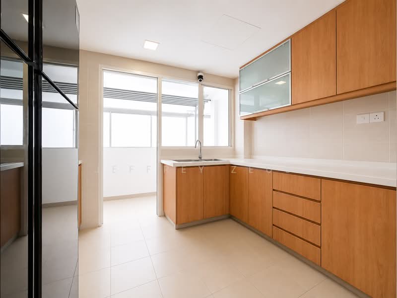 Changi Rise Condo, 16 Simei Rise, 3 Bedrooms, 1,259 sqft, Condominium For Sale, by Jeffrey Zeus, 500196399 - Kitchen - PropertyGuru.com.sg