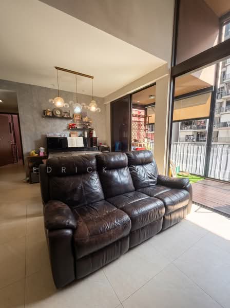 iNz Residence, 70 Choa Chu Kang Avenue 5, 5 Bedrooms, 1,711 sqft, Condominium For Rent, by Edrick Chooi, 500196400 - Living Room - PropertyGuru.com.sg