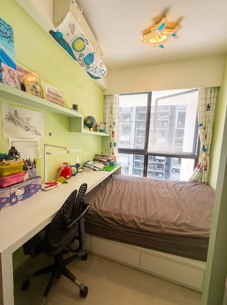 iNz Residence, 70 Choa Chu Kang Avenue 5, 5 Bedrooms, 1,711 sqft, Condominium For Rent, by Edrick Chooi, 500196400 - Bedroom - PropertyGuru.com.sg