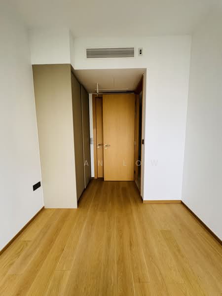 Hill House, 10A-11 Institution Hill, 10B, 1 Bedroom, 452 sqft, Condominium For Rent, by Jean Low, 500196402 - Master Bedroom - PropertyGuru.com.sg