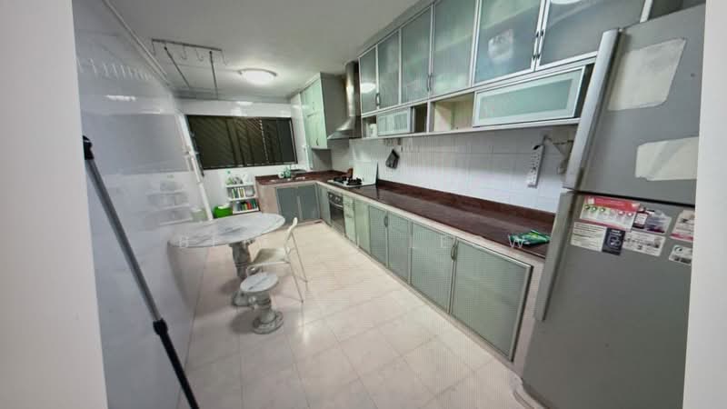 130 Bishan Street 12, 130 Bishan Street 12, 3 Bedrooms, 904 sqft, HDB Flat For Rent, by Benson Leow, 500196409 - Kitchen - PropertyGuru.com.sg