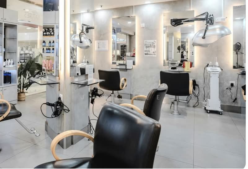 Bukit Timah Shopping Centre, 170 Upper Bukit Timah Road, 180 sqft, Mall Shop For Rent, by Jade Lee, 500196418 - Interior - CommercialGuru.com.sg