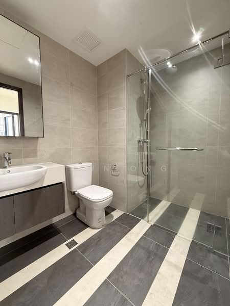 Parc Riviera, 101 West Coast Vale, 2 Bedrooms, 710 sqft, Condominium For Rent, by Dawn Ong, 500196424 - Bathroom - PropertyGuru.com.sg