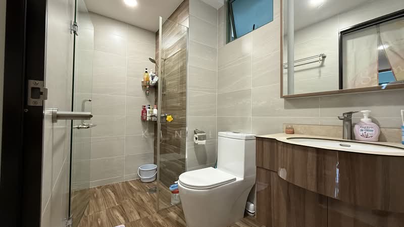 Windermere, 32 Choa Chu Kang Street 64, 3 Bedrooms, 1,453 sqft, Condominium For Sale, by Kin Lim, 500196425 - Bathroom - PropertyGuru.com.sg