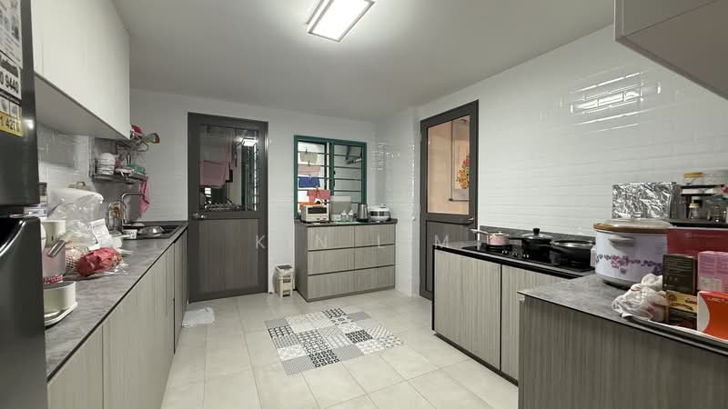 Windermere, 32 Choa Chu Kang Street 64, 3 Bedrooms, 1,453 sqft, Condominium For Sale, by Kin Lim, 500196425 - Kitchen - PropertyGuru.com.sg