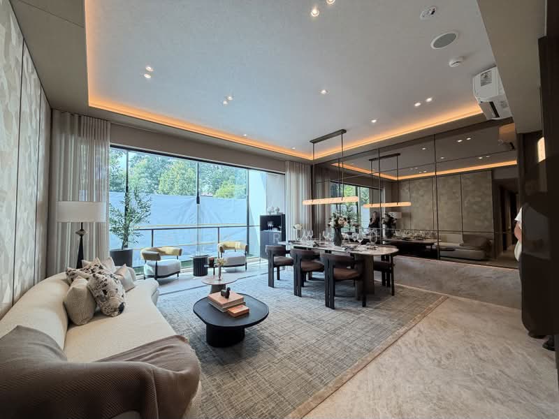 First Project in the Redevelopment of Turf City（达恩豪庭）, Dunearn Road, 4 Bedrooms, 1,378 sqft, Condominium For Sale, by Homer Lau, 500196432 - Living Room - PropertyGuru.com.sg