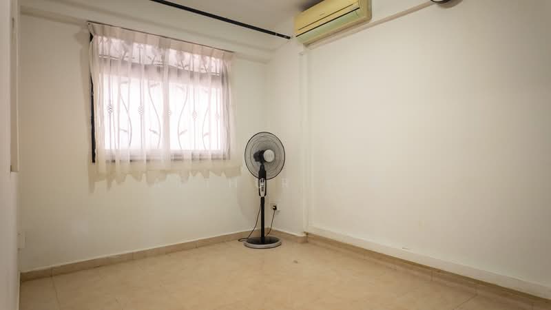 8 Selegie Road, 8 Selegie Road, 6 Bedrooms, 1,205 sqft, HDB Flat For Sale, by Arthur Lim, 500196433 - Bedroom - PropertyGuru.com.sg