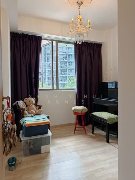 Ripple Bay, 4 Pasir Ris Link, 2 Bedrooms, 775 sqft, Condominium For Rent, by Seah Yihui Agnes, 500196434 - Common room - PropertyGuru.com.sg