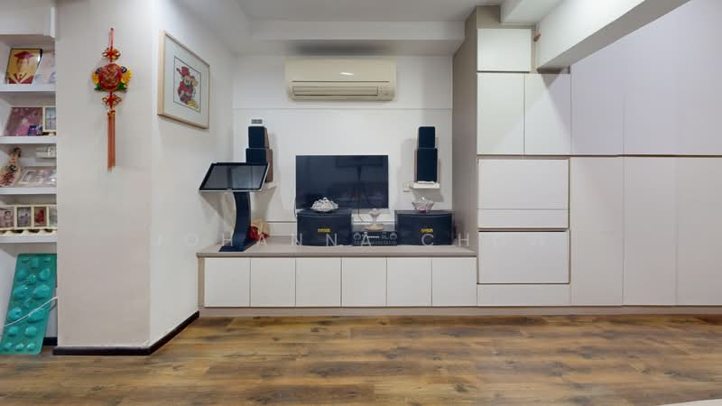 842 Sims Avenue, 842 Sims Avenue, 3 Bedrooms, 1,658 sqft, HDB Flat For Sale, by Johanna Chow, 500196435 - Living Room - PropertyGuru.com.sg