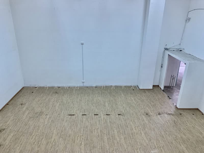 Oxley BizHub, 61 Ubi Road 1, 2,667 sqft, Light Industrial (B1) For Rent, by Shawn Thayalan, 500196436 - CommercialGuru.com.sg