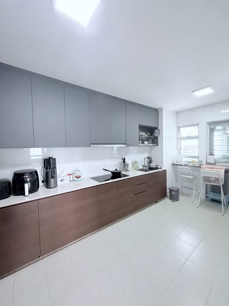 18C Holland Drive, 18C Holland Drive, 3 Bedrooms, 1,259 sqft, HDB Flat For Sale, by Joyce Chua, 500196466 - Kitchen - PropertyGuru.com.sg