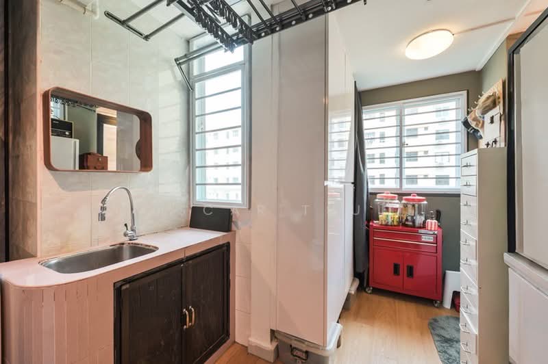 81 Commonwealth Close, 81 Commonwealth Close, 2 Bedrooms, 495 sqft, HDB Flat For Sale, by Oscar Tsui, 500196470 - PropertyGuru.com.sg