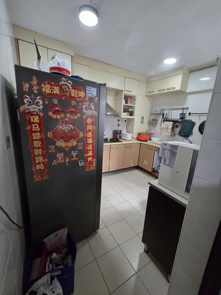 184C Rivervale Crescent, 184C Rivervale Crescent, 3 Bedrooms, 915 sqft, HDB Flat For Sale, by Alger Lam, 500196479 - Kitchen - PropertyGuru.com.sg