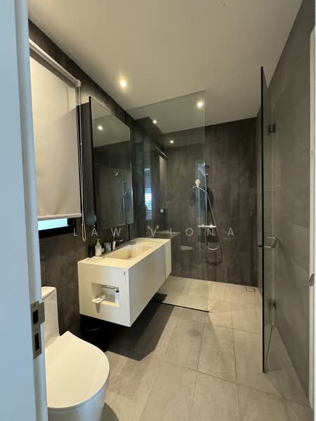 Changi Road, , 5 Bedrooms, 4,364 sqft, Bungalow House For Sale, by Law Viona, 500196484 - Bathroom - PropertyGuru.com.sg