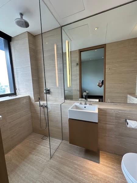 Hana, 8 Tomlinson Road, 4 Bedrooms, 3,531 sqft, Apartment For Rent, by Johnny Chia, 500196485 - Bathroom - PropertyGuru.com.sg