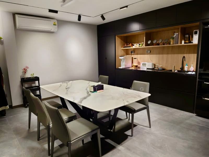 Luxurious & Convenient Semi-D in Seletar Hills Estate, , 5 Bedrooms, 5,000 sqft, Semi-Detached House For Sale, by Kristle Ng, 500196499 - Dining Room - PropertyGuru.com.sg