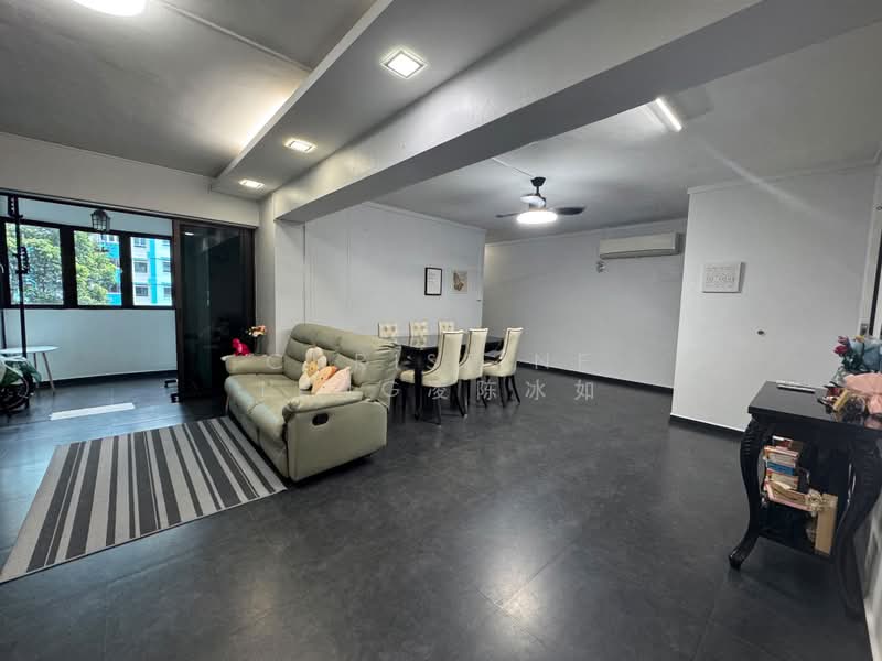 669C Jurong West Street 64, 669C Jurong West Street 64, 4 Bedrooms, 1,399 sqft, HDB Flat For Sale, by Christine Leng凌陈冰如, 500196501 - Living Room - PropertyGuru.com.sg
