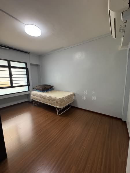 669C Jurong West Street 64, 669C Jurong West Street 64, 4 Bedrooms, 1,399 sqft, HDB Flat For Sale, by Christine Leng凌陈冰如, 500196501 - Bedroom - PropertyGuru.com.sg