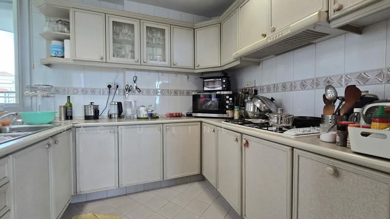 Tanjong Ria Condominium, 121 Tanjong Rhu Road, 3 Bedrooms, 1,281 sqft, Condominium For Rent, by Jacqueline Chan, 500196505 - Kitchen - PropertyGuru.com.sg