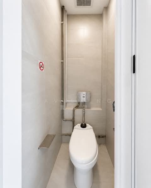 Geylang Road Lorong 44, 99 Geylang Road, 1,200 sqft, Shop / Shophouse For Rent, by Javier Ng 黄允健, 500196517 - Bathroom - CommercialGuru.com.sg