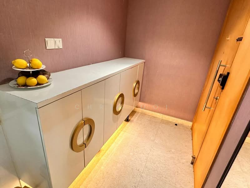 Eight Riversuites, 2 Whampoa East, 2 Bedrooms, 807 sqft, Condominium For Sale, by Chris Ooi, 500196524 - Entrance - PropertyGuru.com.sg