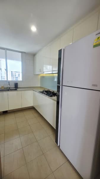 One Leicester, 1 Leicester Road, 3 Bedrooms, 1,206 sqft, Condominium For Rent, by Regina Lim, 500196531 - Kitchen - PropertyGuru.com.sg