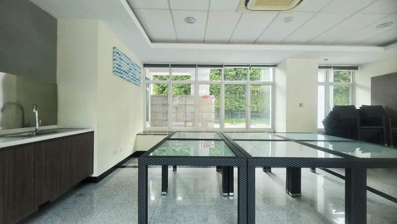 One Leicester, 1 Leicester Road, 3 Bedrooms, 1,206 sqft, Condominium For Rent, by Regina Lim, 500196531 - Function Room - PropertyGuru.com.sg