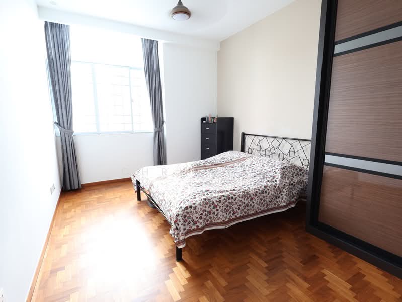 Maysprings, 2 Petir Road, 2 Bedrooms, 807 sqft, Apartment For Sale, by Chris Lim, 500196532 - Master Bedroom - PropertyGuru.com.sg