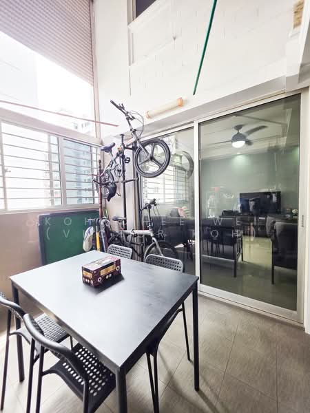 287 Choa Chu Kang Avenue 2, 287 Choa Chu Kang Avenue 2, 4 Bedrooms, 1,571 sqft, HDB Flat For Sale, by Koh Chee Wei (Victor Koh), 500196542 - Balcony - PropertyGuru.com.sg