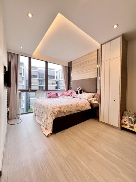 The Visionaire, 194 Canberra Drive, 4 Bedrooms, 1,141 sqft, Executive Condominium For Sale, by Vincent Poon, 500196550 - Master Bedroom - PropertyGuru.com.sg