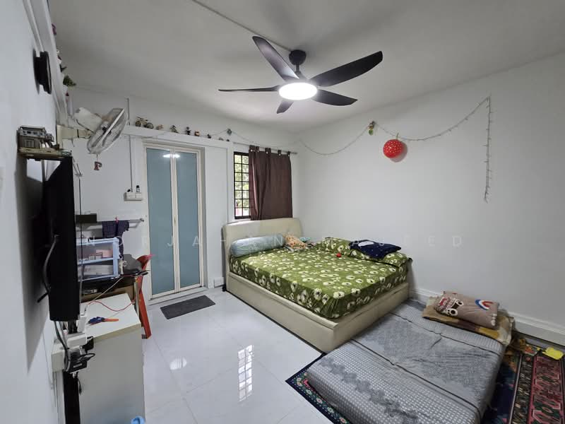 252 Bangkit Road, 252 Bangkit Road, 3 Bedrooms, 1,120 sqft, HDB Flat For Sale, by Norjahan Majeed, 500196559 - Bedroom - PropertyGuru.com.sg
