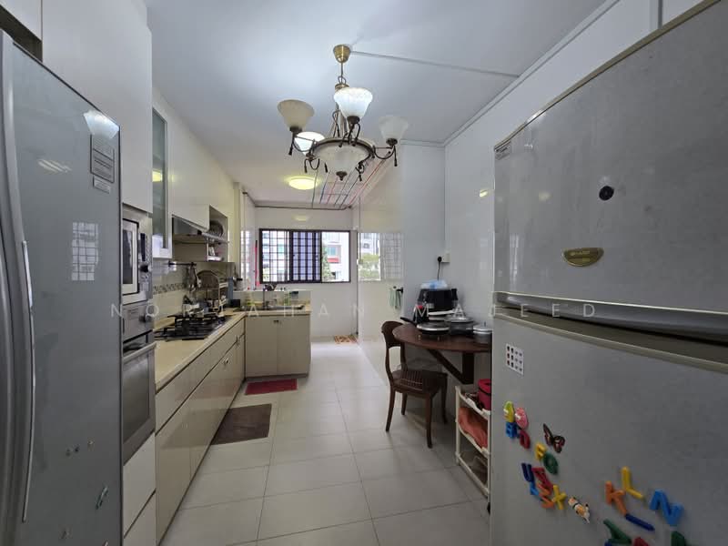 252 Bangkit Road, 252 Bangkit Road, 3 Bedrooms, 1,120 sqft, HDB Flat For Sale, by Norjahan Majeed, 500196559 - Kitchen - PropertyGuru.com.sg
