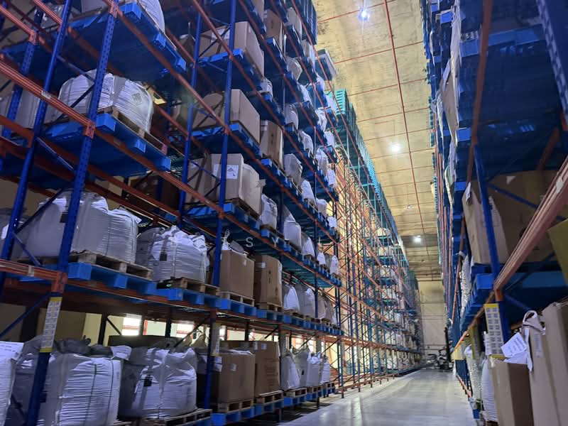 Ground Floor High Ceiling With 9500 pallets @ Jurong, , 60,000 sqft, Warehouse For Rent, by Betsy Loh, 500196578 - CommercialGuru.com.sg