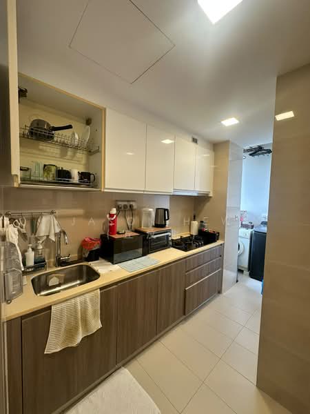 The Amore, 53 Edgedale Plains, 3 Bedrooms, 1,001 sqft, Executive Condominium For Sale, by Jason Hew (丘汶弗), 500196584 - Kitchen - PropertyGuru.com.sg