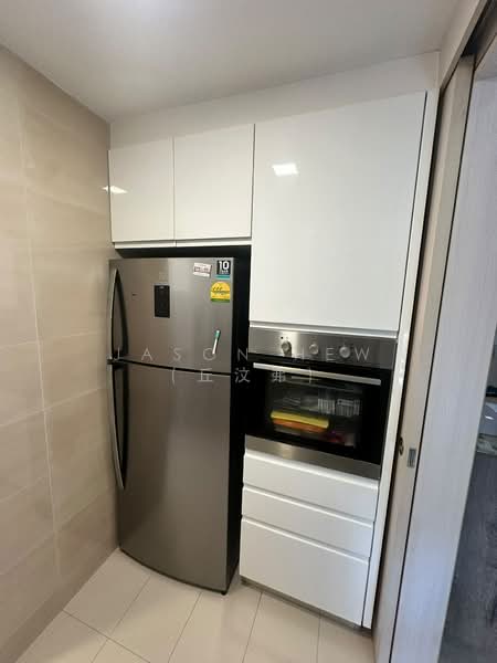The Amore, 53 Edgedale Plains, 3 Bedrooms, 1,001 sqft, Executive Condominium For Sale, by Jason Hew (丘汶弗), 500196584 - Kitchen - PropertyGuru.com.sg
