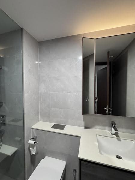 Royalgreen, 2 Anamalai Avenue, Tanglin / Holland / Bukit Timah, Room Rental, 220 sqft, Condominium For Rent, by Jill Chan, 500196591 - Bathroom - PropertyGuru.com.sg
