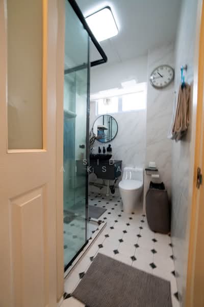 861A Tampines Avenue 5, 861A Tampines Avenue 5, 3 Bedrooms, 1,367 sqft, HDB Flat For Sale, by Sid Aiksan, 500196593 - Bathroom - PropertyGuru.com.sg